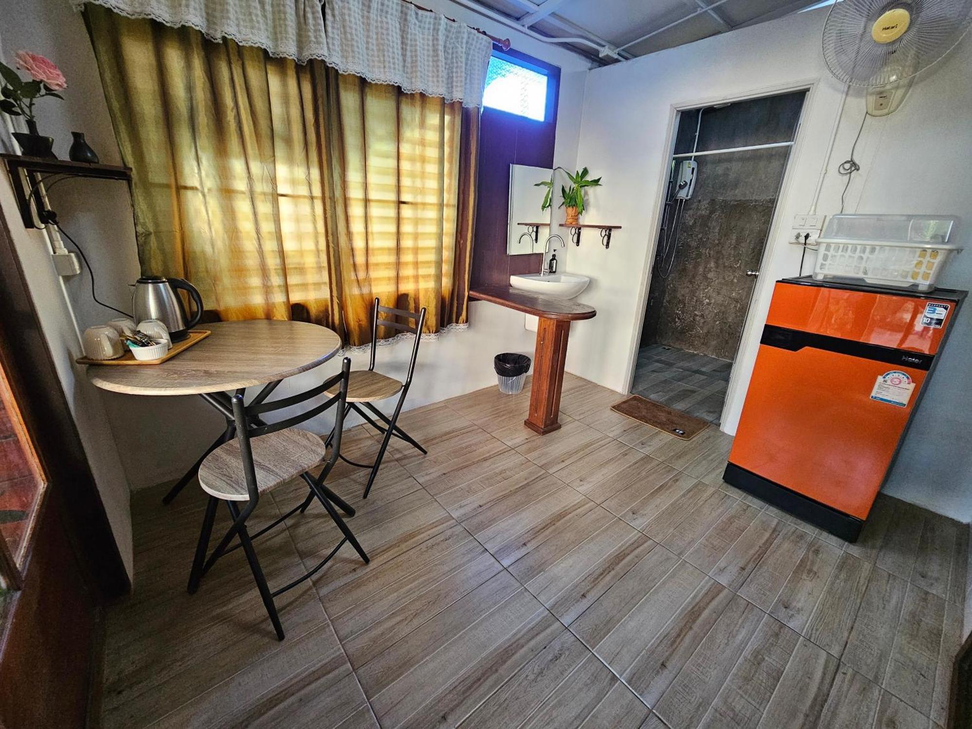 Kanecha'S Home Lampang Extérieur photo